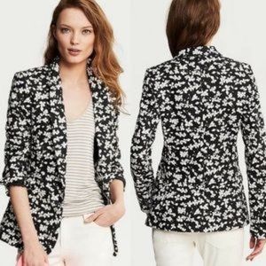 Beautiful Banana Republic Floral Blazer